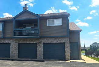 2408 Windward Blvd Unit 106, Champaign, IL 61821