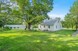 111 Sayles Hill Rd, North Smithfield, RI 02896