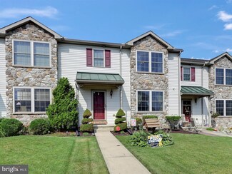 141 Gable Dr, Myerstown, PA 17067