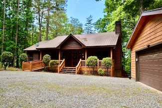 115 Black Oak Ridge Rd, Blue Ridge, GA 30513