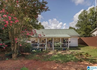 802 Oak Heights Rd, Tallassee, AL 36078