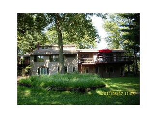 2649 140th St NW, Swisher, IA 52338