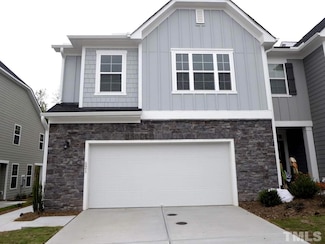 521 Catalina Grande Dr, Cary, NC 27519