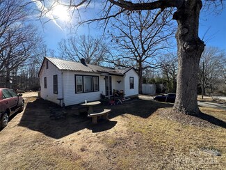375 Shasta Ln SW, Lenoir, NC 28645