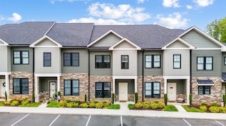64 Cuddington Ln, Lynchburg, VA 24501