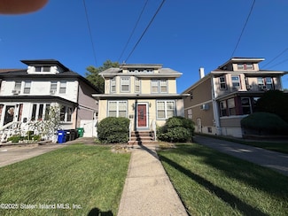165 Davis Ave, Staten Island, NY 10310