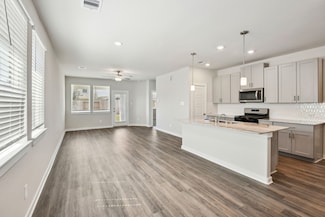 18648 Presswood Way Dr, New Caney, TX 77357