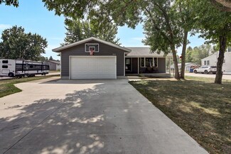 822 E Minnesota St, Saint Joseph, MN 56374