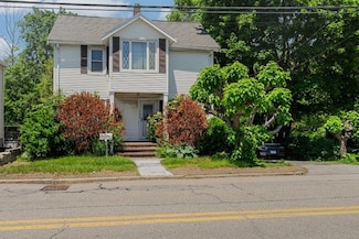 160 Hartford St, Framingham, MA 01702