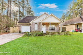 6191 W Kemper St, Bay Saint Louis, MS 39520