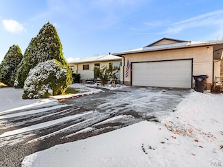 1491 Dana Ln, Pueblo, CO 81006