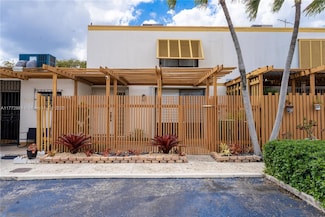 1238 SW 131st Place Cir W, Miami, FL 33184