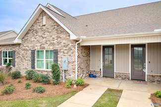 3205 SE Mcclellan Way, Decatur, AL 35603