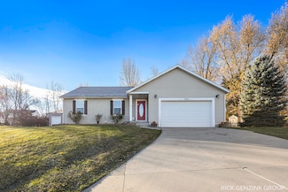 4528 Grand Ridge Dr SW, Wyoming, MI 49418