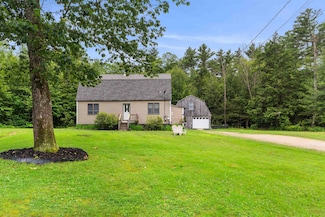 69 Mountain Rd, Deerfield, NH 03037