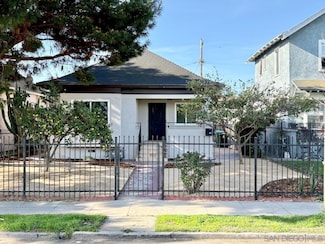 806 E 33rd St, Los Angeles, CA 90011