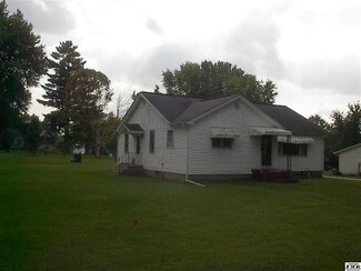 4807 W Columbus Pike, Freetown, IN 47235