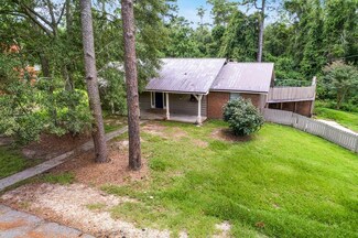 606 Briarwood Ln, Picayune, MS 39466