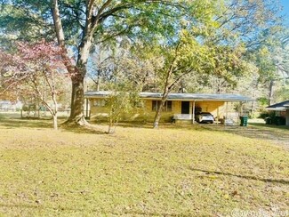 10625 Legion Hut Rd, Mabelvale, AR 72103