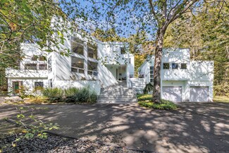 110 Blue Trail, Hamden, CT 06518