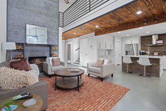 8518 Fathom Cir Unit 133, Austin, TX 78750