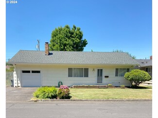 2470 High St, Eugene, OR 97405