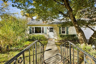 50 Walden Rd, Carmel, NY 10512