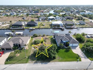 15308 Taurus Cir, South Gulf Cove, FL 33981