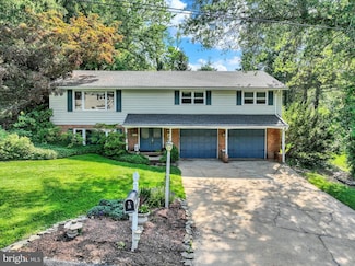 1818 Crestlyn Rd, York, PA 17403