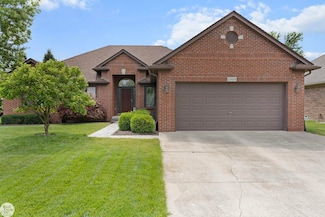 53439 Meadow Creek Dr, New Baltimore, MI 48047