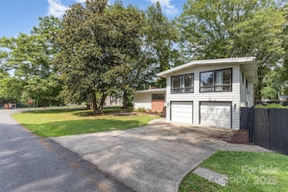 747 Saint Michaels Ln Unit 7, Gastonia, NC 28052