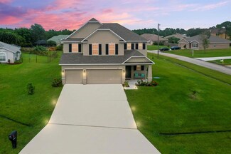 201 SW Veal Ct, Port Saint Lucie, FL 34953
