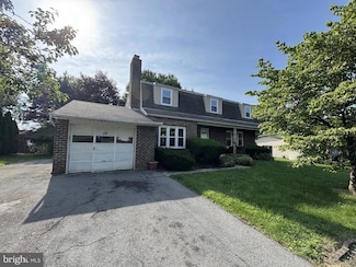 26 Dorchester Dr, Reading, PA 19610