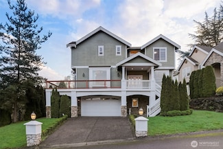 17411 NE 39th Ct, Redmond, WA 98052