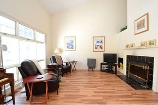 15 Kings Way Unit 12, Waltham, MA 02451