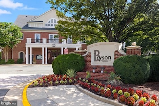 12925 Centre Park Cir Unit 101, Herndon, VA 20171