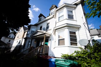 242 Thorndike St, Lowell, MA 01852