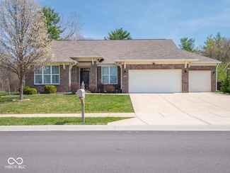 9831 N Port Dr, McCordsville, IN 46055