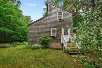 315 Royalston Rd, Phillipston, MA 01331