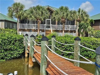 305 N Storter Ave, Everglades City, FL 34139