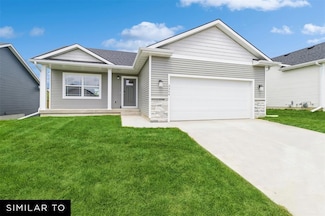 4116 NE 5th St, Bondurant, IA 50035