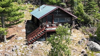 557 Wolf Point W, Crane Lake, MN 55725