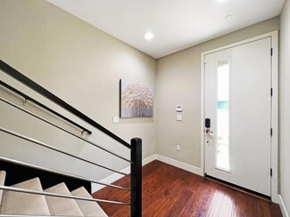 718 Avenue One Dr, San Jose, CA 95123
