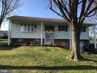 520 Raymond Ave, Hamburg, PA 19526