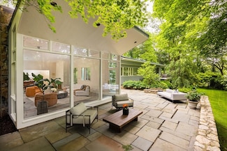 46 Malia Terrace, Chestnut Hill, MA 02467
