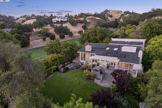 48 Saint Andrews Ln, Alamo, CA 94507