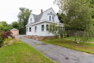53 Gibbs Ave, Wareham, MA 02571