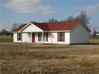 2245 Burks Rd, Henning, TN 38041