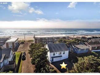 602 N Pacific St, Rockaway Beach, OR 97136