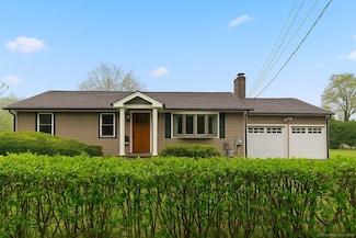 1698 Elm St, Stratford, CT 06615